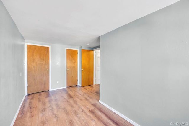 21 Clay Lane, Levittown, NY 11756