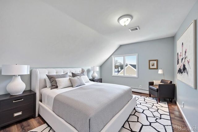 21 Clay Lane, Levittown, NY 11756