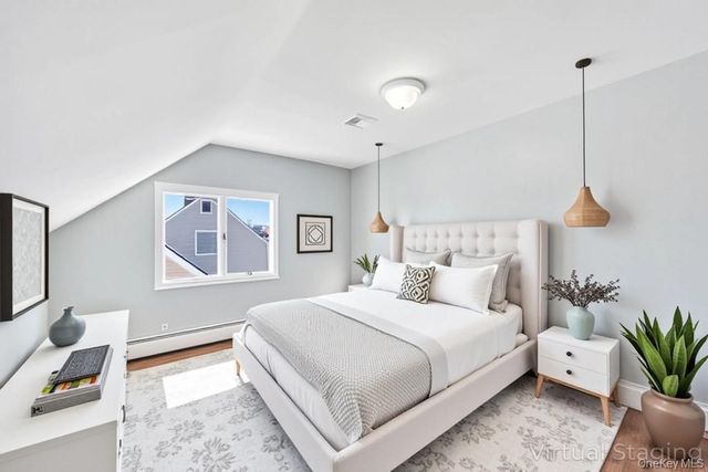 21 Clay Lane, Levittown, NY 11756