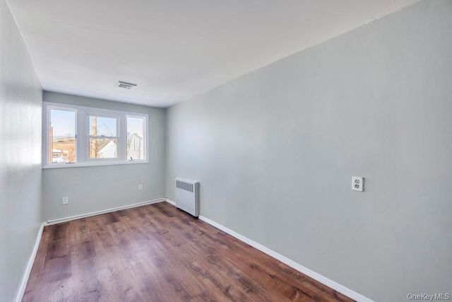 21 Clay Lane, Levittown, NY 11756