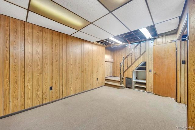 21 Clay Lane, Levittown, NY 11756