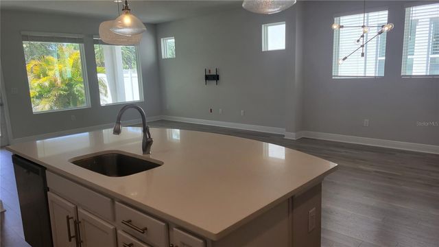 5534 SPANISH MOSS COVE, Bradenton, FL 34203
