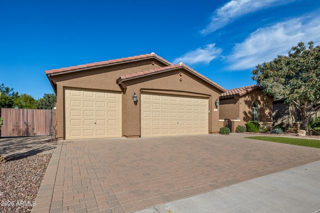 782 W HONEY LOCUST Avenue, Queen Creek, AZ 85140