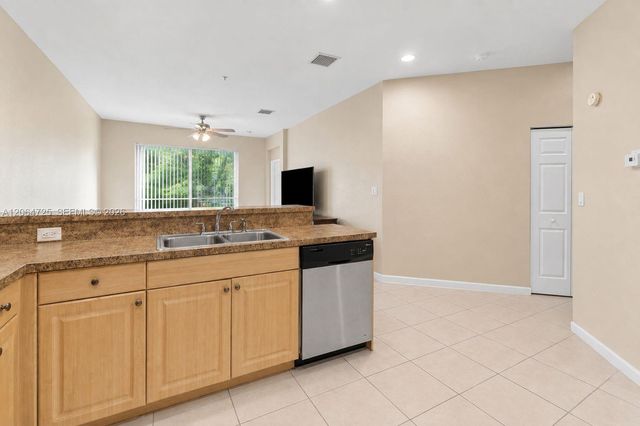 1993 Marsh Harbor Dr, Riviera Beach, FL 33404