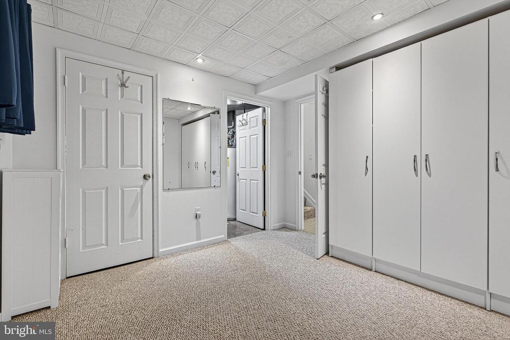 Image 10 of property listing at 12 PARKHILL PL, Baltimore, MD 21236