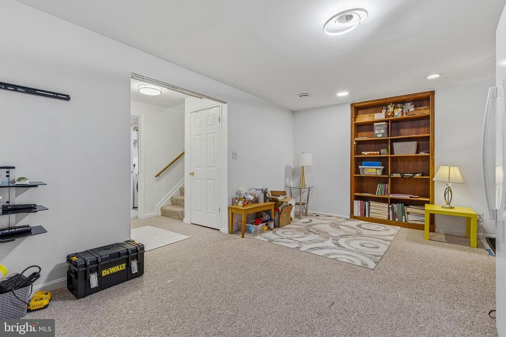 Image 21 of property listing at 12 PARKHILL PL, Baltimore, MD 21236