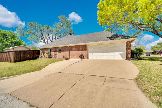 1501 Highland Drive, Mansfield, TX 76063