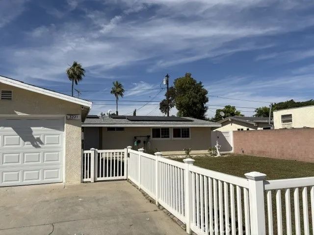 3221 E Janice, Long Beach, CA 90805