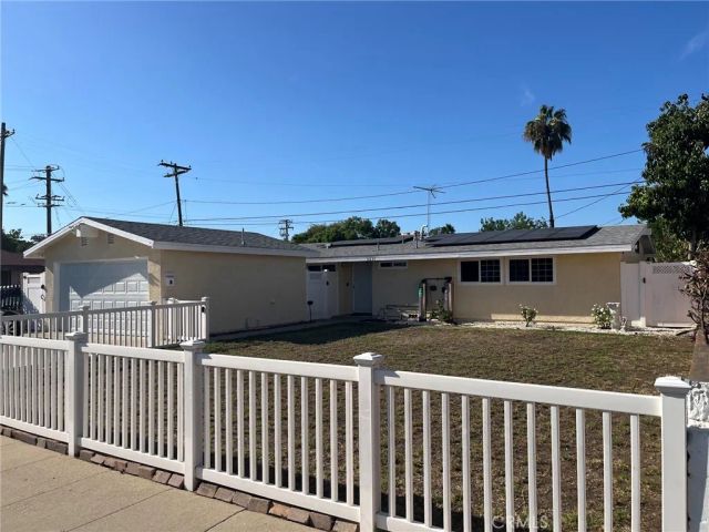 3221 E Janice, Long Beach, CA 90805