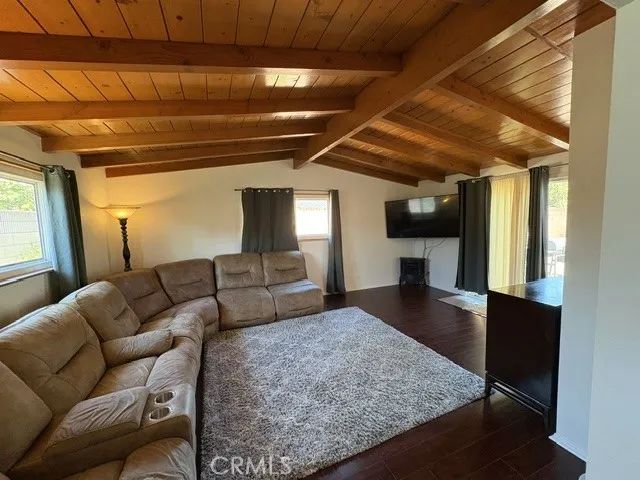 3221 E Janice, Long Beach, CA 90805