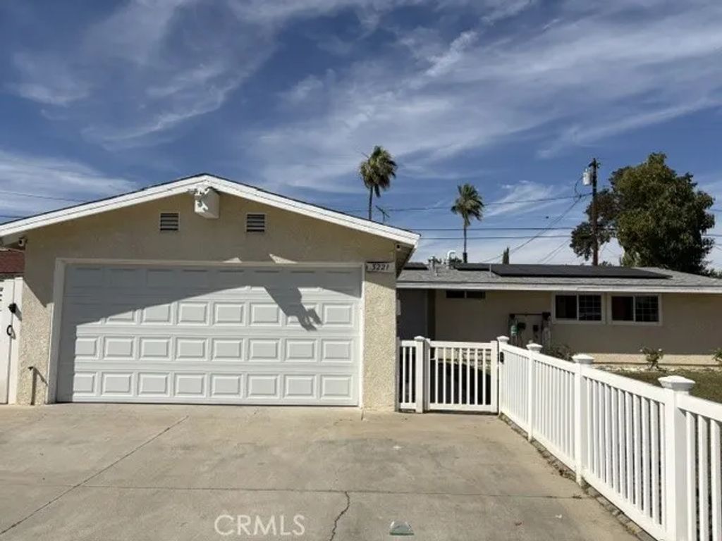 3221 E Janice, Long Beach, CA 90805