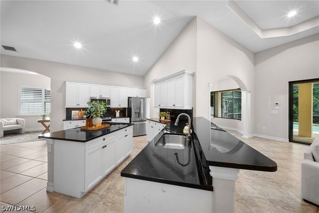 7267 Acorn WAY, Naples, FL 34119