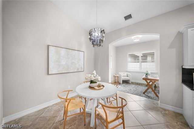 7267 Acorn WAY, Naples, FL 34119