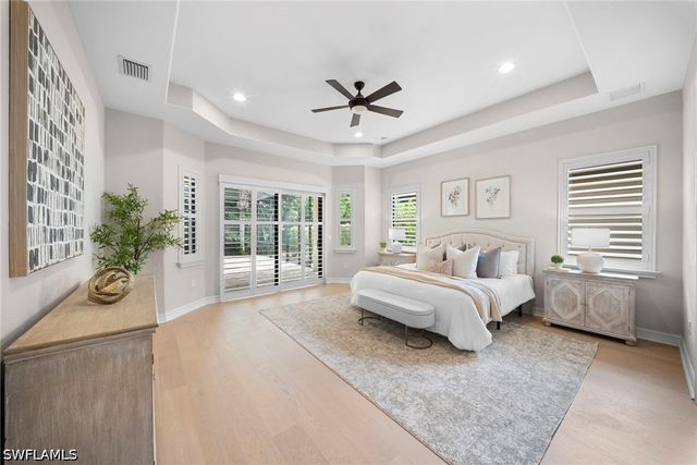 7267 Acorn WAY, Naples, FL 34119