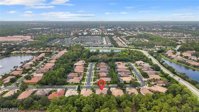 7267 Acorn WAY, Naples, FL 34119