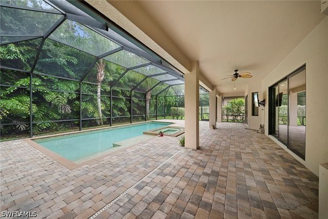 7267 Acorn WAY, Naples, FL 34119