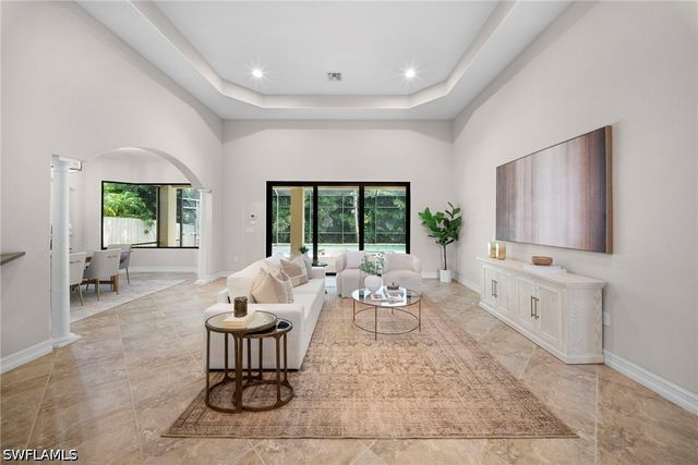 7267 Acorn WAY, Naples, FL 34119