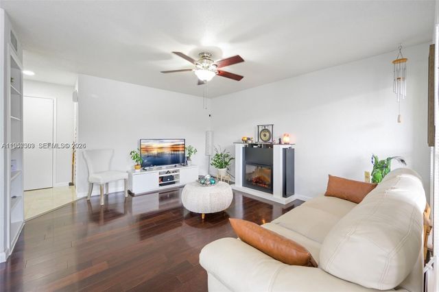 777 Riverside Dr 1521, Coral Springs, FL 33071