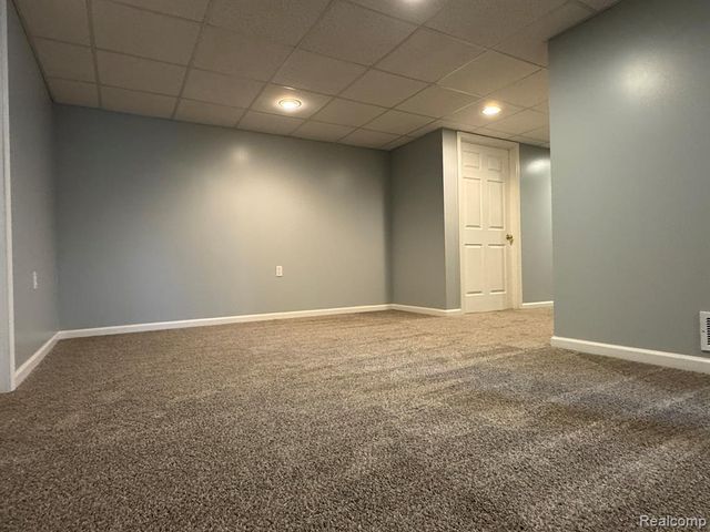 53240 Glen Oak Drive, Chesterfield, MI 48051