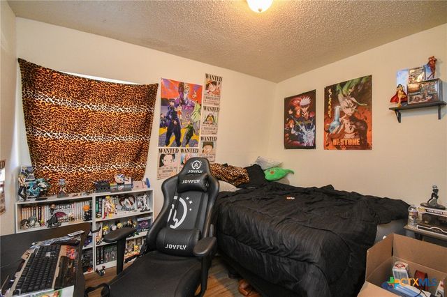 1805 Rosemary Avenue, Victoria, TX 77901