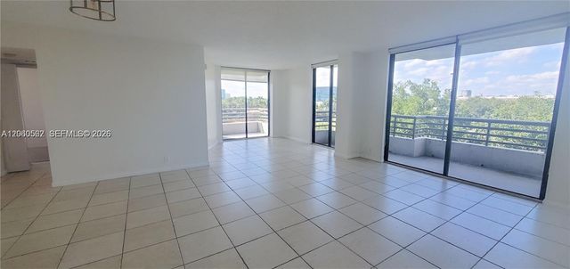 3300 NE 191st Street 501, Aventura, FL 33180