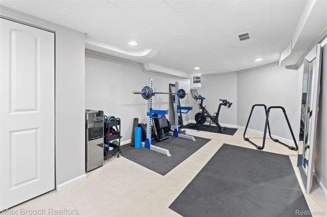 1516 Edgewood Drive, Royal Oak, MI 48067