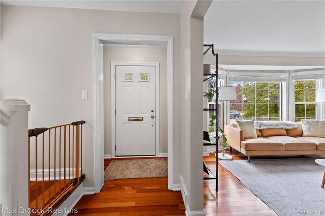 1516 Edgewood Drive, Royal Oak, MI 48067