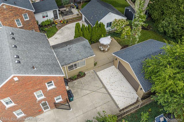 1516 Edgewood Drive, Royal Oak, MI 48067