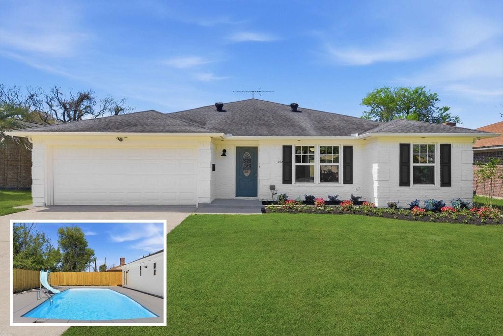 2505 Holly Court, Galveston, TX 77551