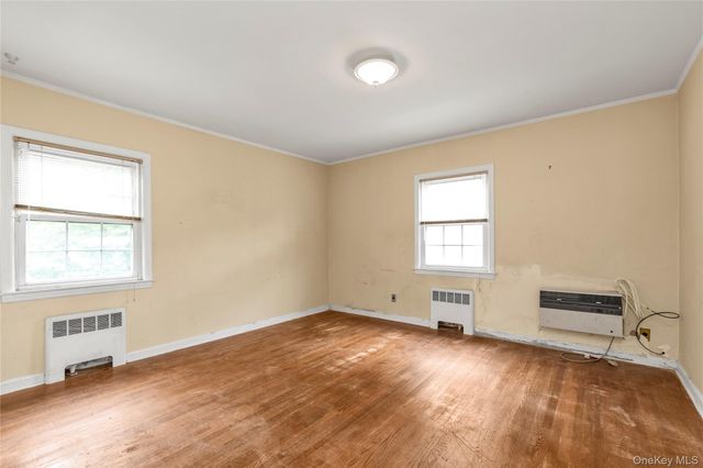 85-22 218th Street, Hollis Hills, NY 11427