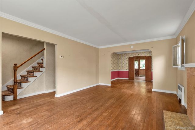 85-22 218th Street, Hollis Hills, NY 11427