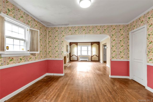 85-22 218th Street, Hollis Hills, NY 11427