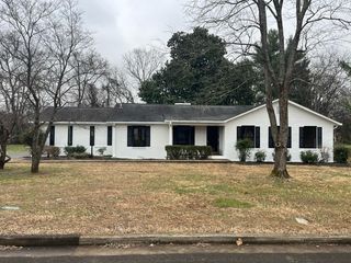 2250 Wiltshire Dr, Murfreesboro, TN 37129