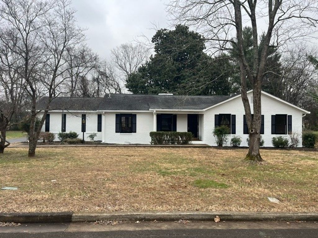 2250 Wiltshire Dr, Murfreesboro, TN 37129