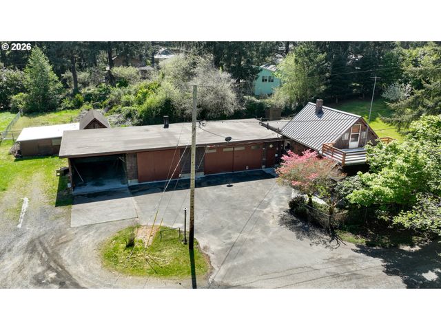 735 3RD Ave, Gearhart, OR 97138