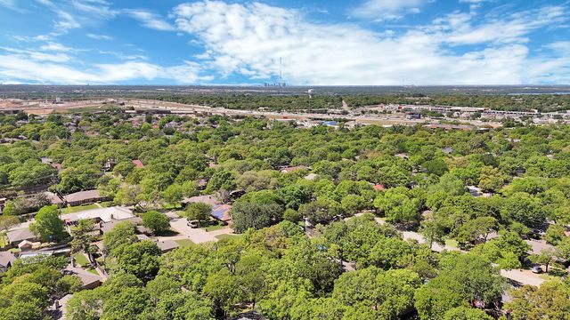 5715 Trail Crest Drive, Arlington, TX 76017