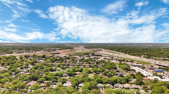 5715 Trail Crest Drive, Arlington, TX 76017