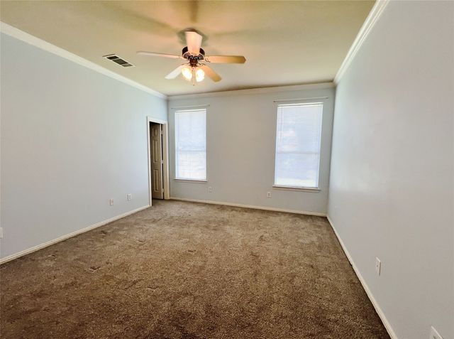 552 Kerry Street, Crowley, TX 76036