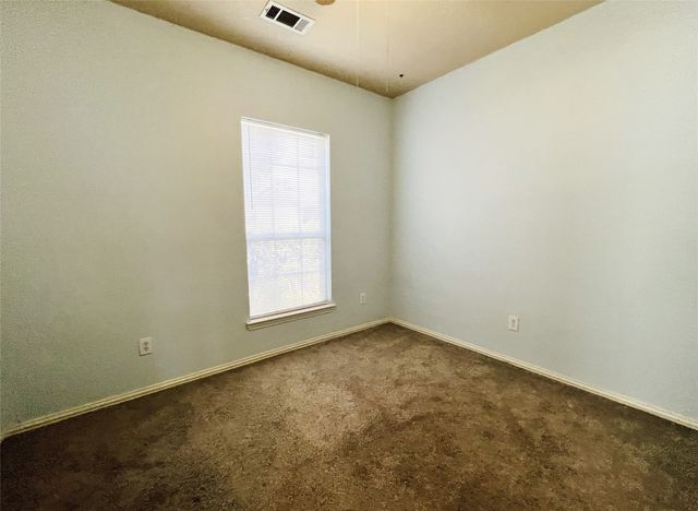 552 Kerry Street, Crowley, TX 76036