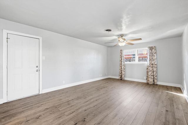 1204 Crestview Drive, Hurst, TX 76053