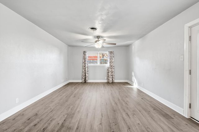 1204 Crestview Drive, Hurst, TX 76053