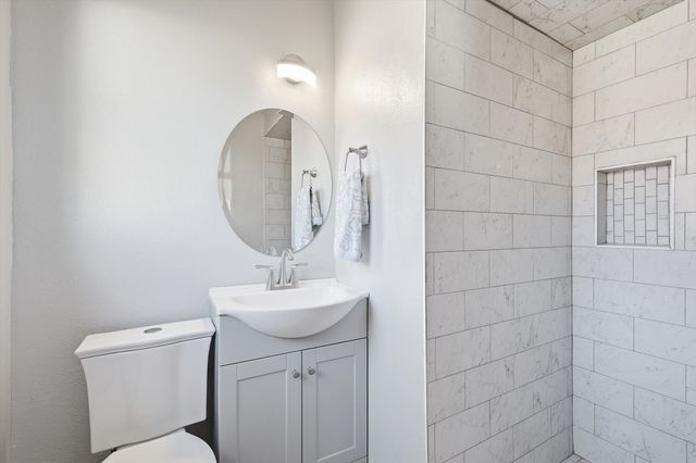 1204 Crestview Drive, Hurst, TX 76053