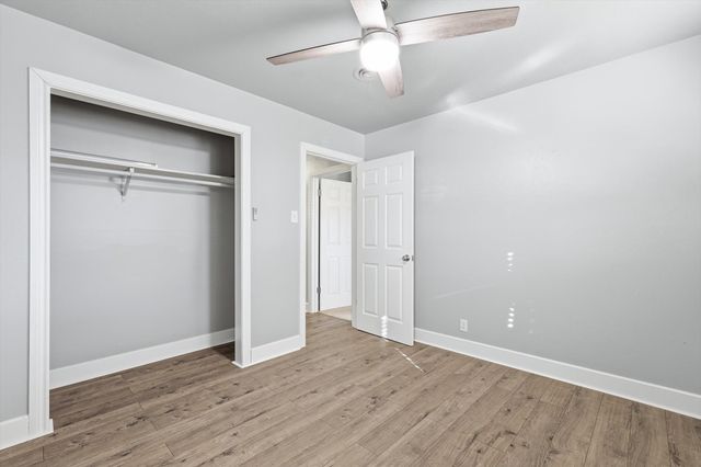 1204 Crestview Drive, Hurst, TX 76053