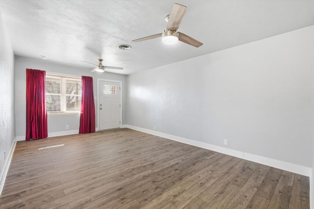 1204 Crestview Drive, Hurst, TX 76053