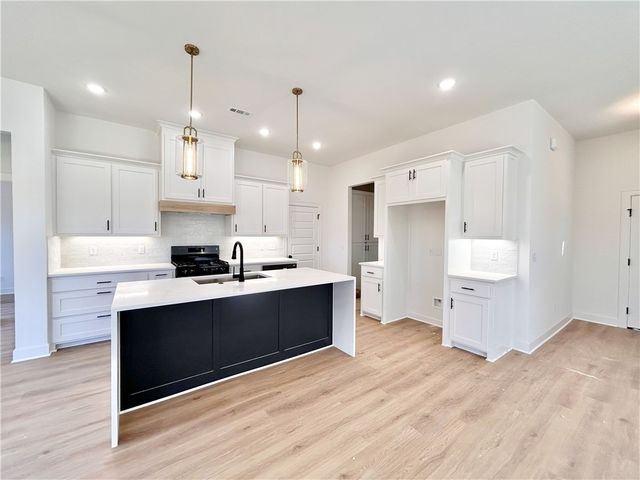 14 Kentallen Lane, Bella Vista, AR 72715