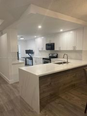 4136 Pine Ridge Ln, Weston, FL 33331