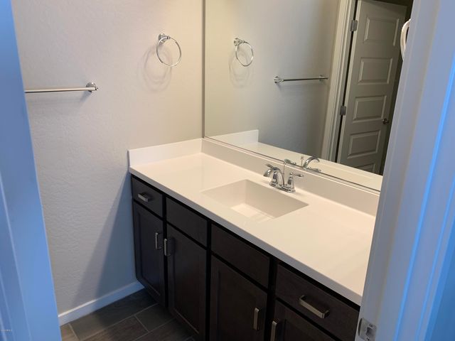 715 N Sparrow Drive, Gilbert, AZ 85234
