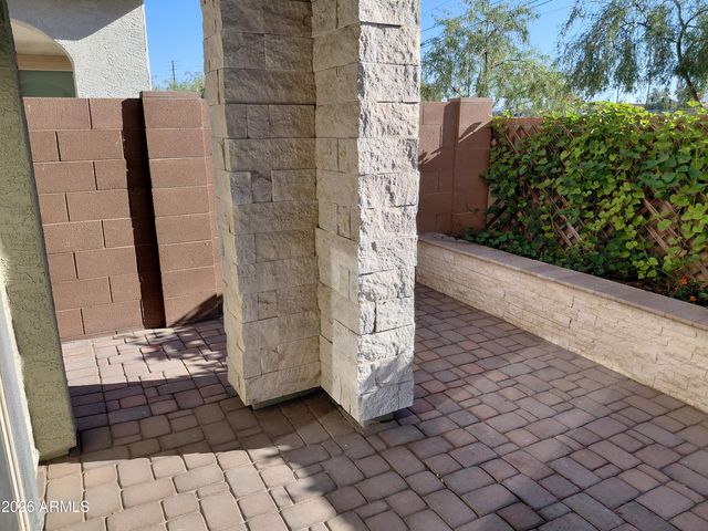 715 N Sparrow Drive, Gilbert, AZ 85234