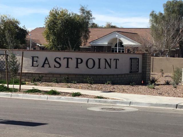 715 N Sparrow Drive, Gilbert, AZ 85234