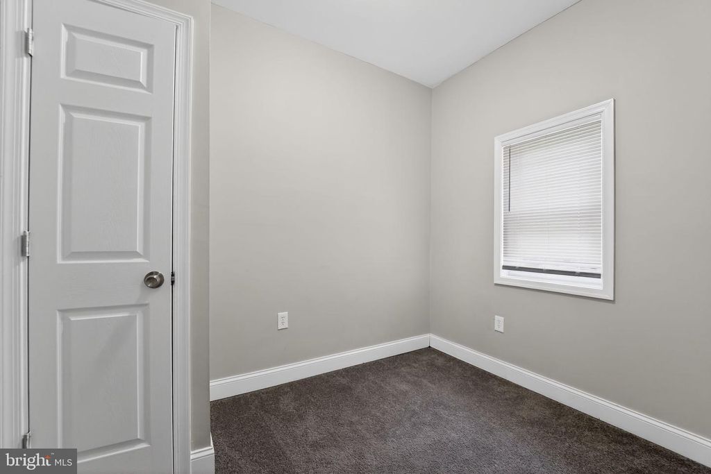 Image 12 of property listing at 2809 TAYLOR AVE, Baltimore, MD 21234